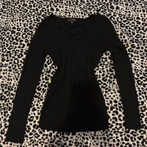 Elegant Black Ribbed V-Neck Blouse